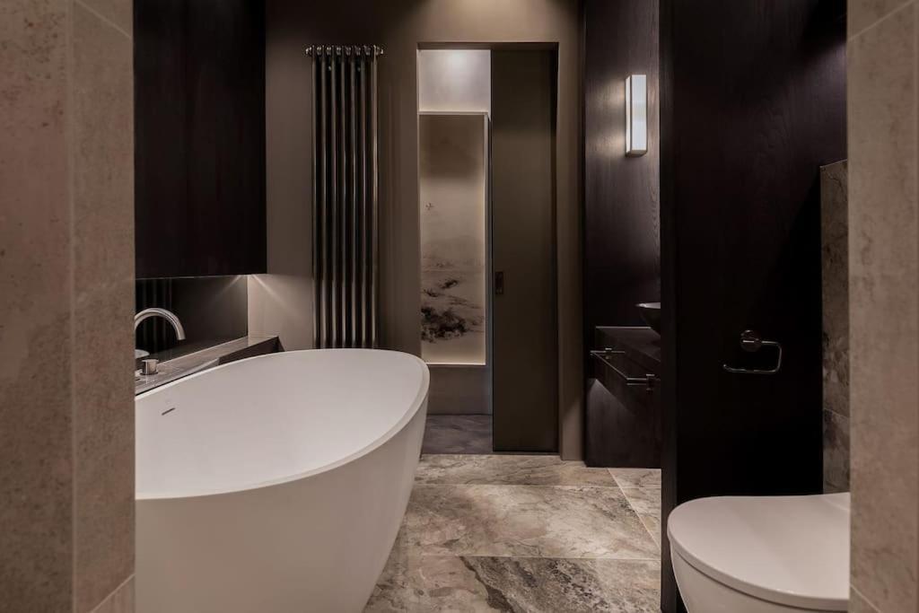 Alfred'S Ramsbottom - Suite One Extérieur photo