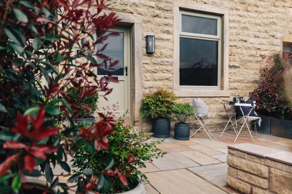 Alfred'S Ramsbottom - Suite One Extérieur photo